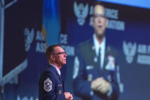 Галузева конференція: від відбору спікерів до змістовної дискусії